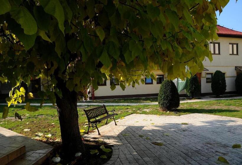 בית מלון כפרי Gem