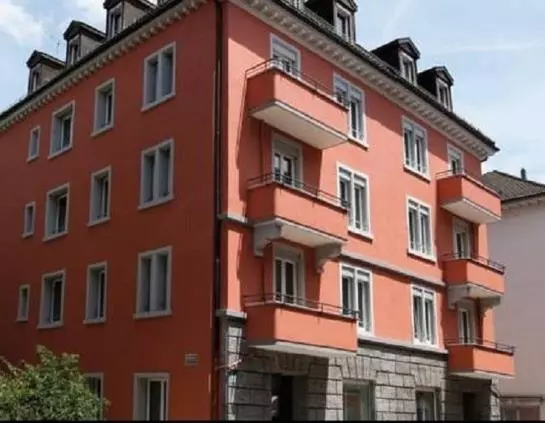 پانسیون Swiss Star Apartments Center