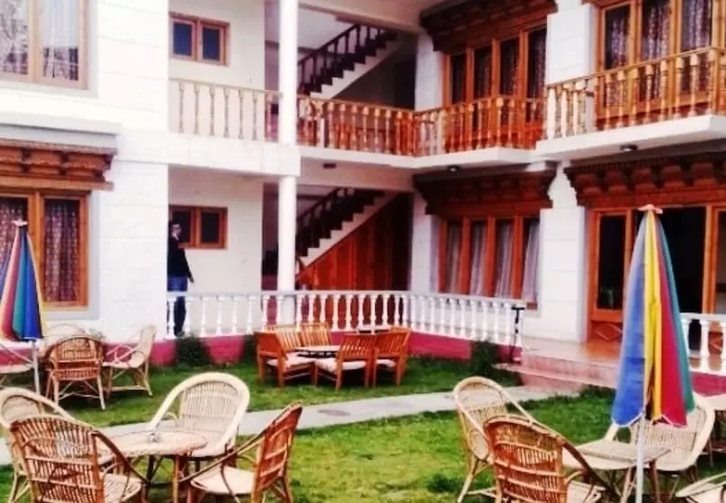 Tih Hotel Kidar, Leh