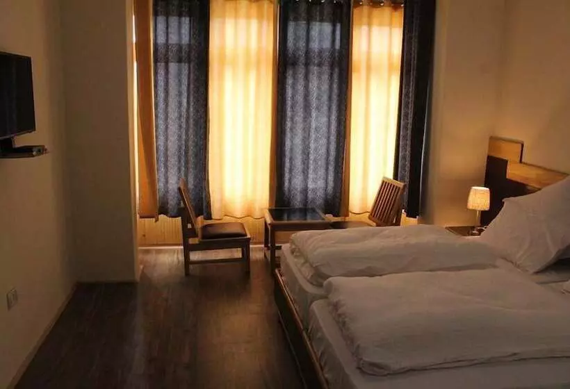 Tih Hotel Kidar, Leh