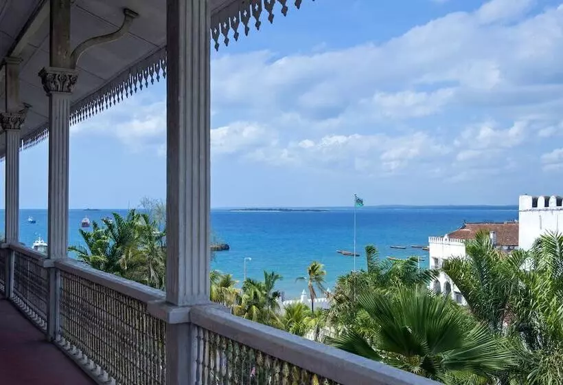 Отель Konokono Beach Resort And Isaraya Luxury Overwater Villas