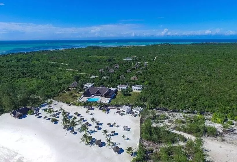 Отель Konokono Beach Resort And Isaraya Luxury Overwater Villas