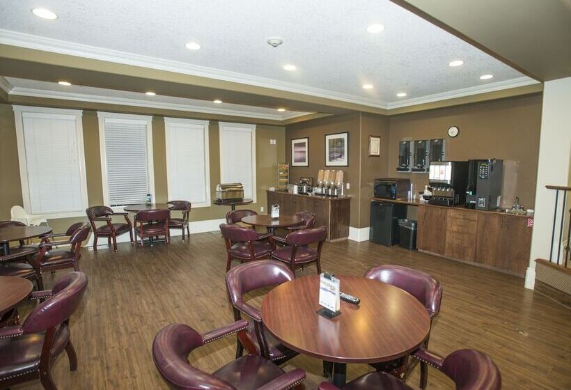 酒店 Lakeview Inns & Suites  Edson Airport West