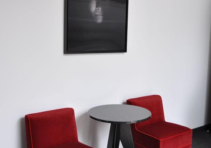 호텔 The Royal Snail