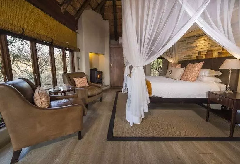 Impodimo Game Lodge