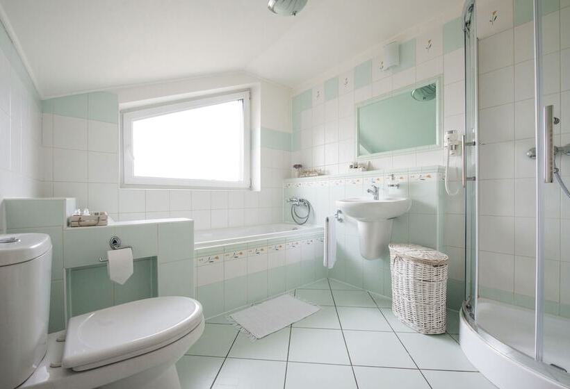 膳宿费 Wellness Penzión Vila Mery