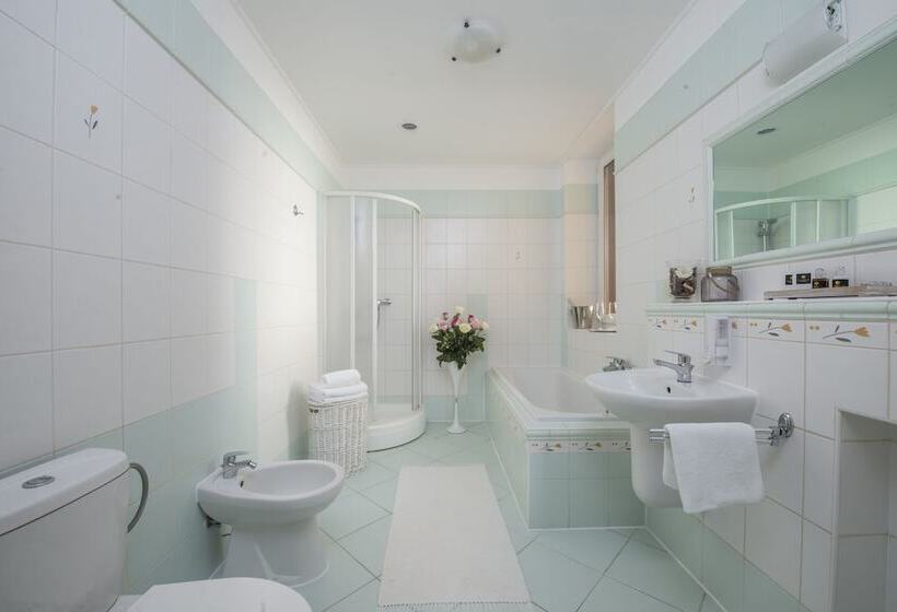 膳宿费 Wellness Penzión Vila Mery