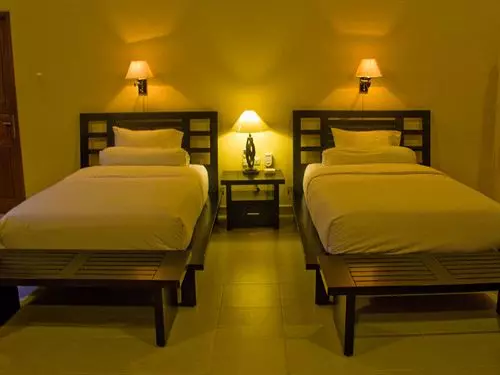 Fish In Air Tulamben Dive Resort