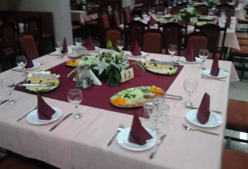 هتل Satelit Kumanovo