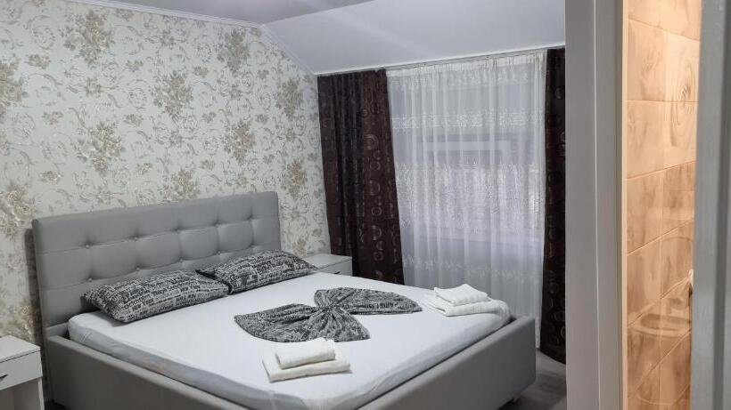 پانسیون Casa Dana