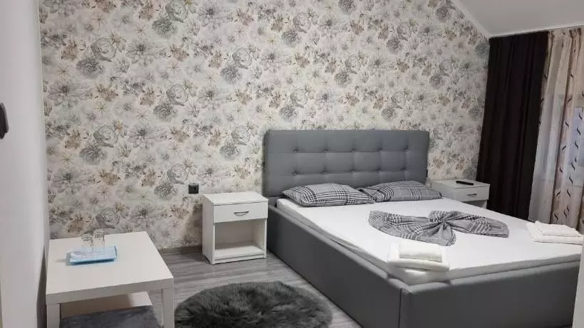 ペンション Casa Dana