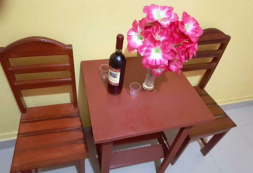 Отель Hospedaje California Inn