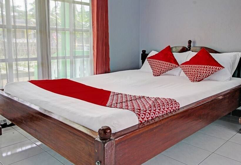 Отель Spot On 91214 Desa Wisata Pandean