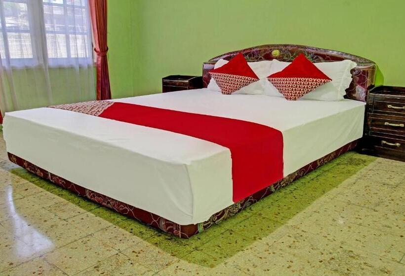 Отель Spot On 91214 Desa Wisata Pandean