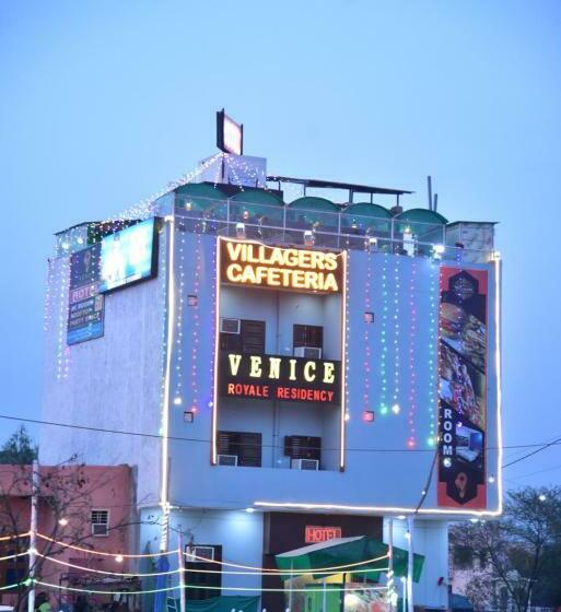 Hotelli Venice Royale Residency