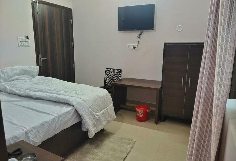 Hotelli Venice Royale Residency