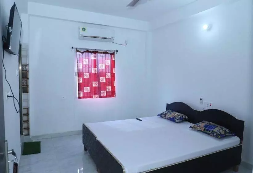 ペンション Shiv Guru Guest House By Wb Inn