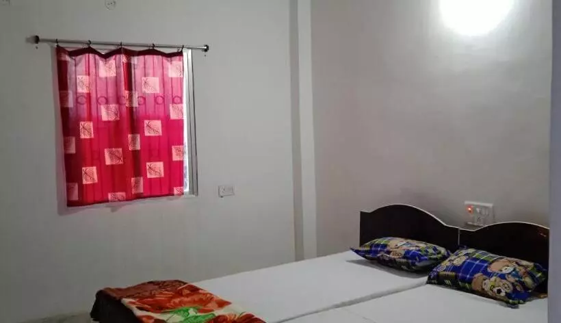 ペンション Shiv Guru Guest House By Wb Inn