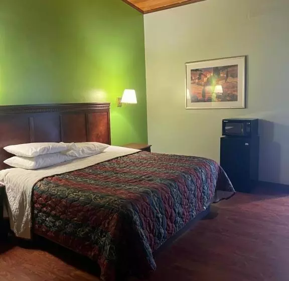 Town & Country Motel