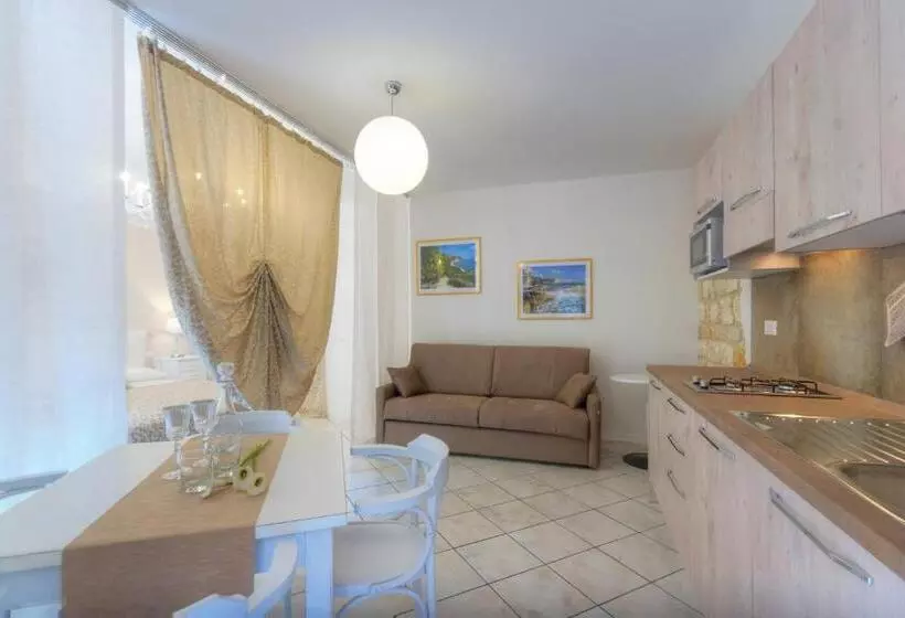 Aamiaismajoitus (B&B) Falesiaconero