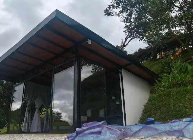 تختخواب و صبحانه Septimo Cielo Tiny Homes