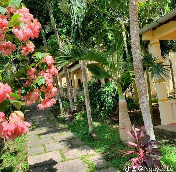 هتل Bungalow Hà Thu