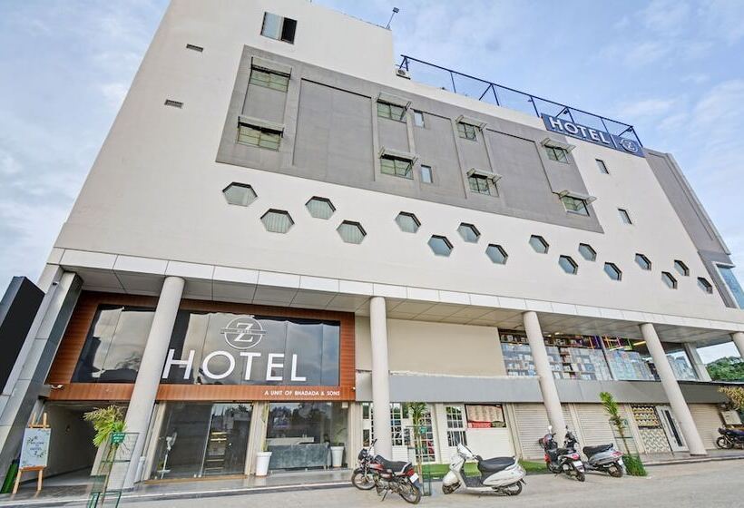 בית מלון כפרי Treebo Z