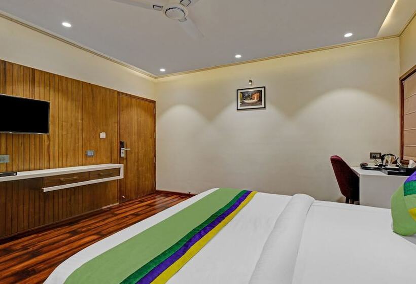 בית מלון כפרי Treebo Z