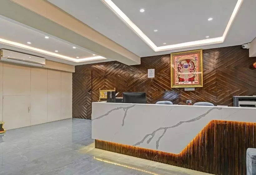 Hôtel Treebo Z