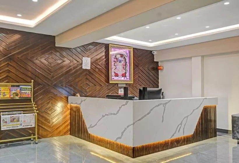 Hôtel Treebo Z