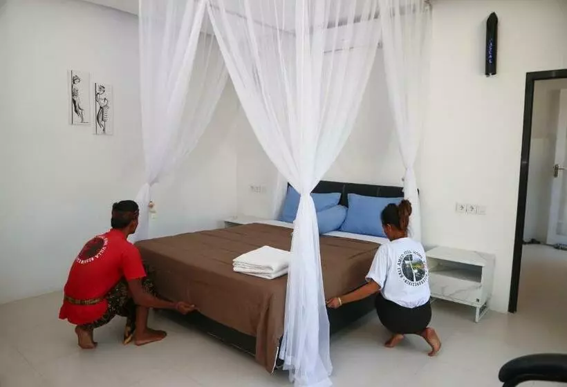 ペンション Bali Amed Feel Home Villa