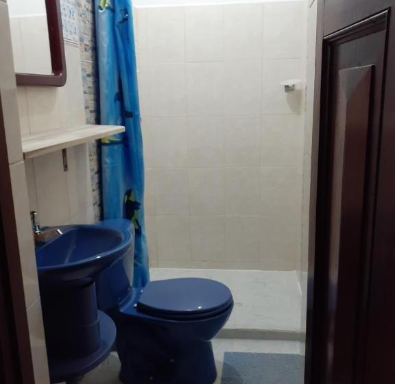 پانسیون Hostal La Comedia