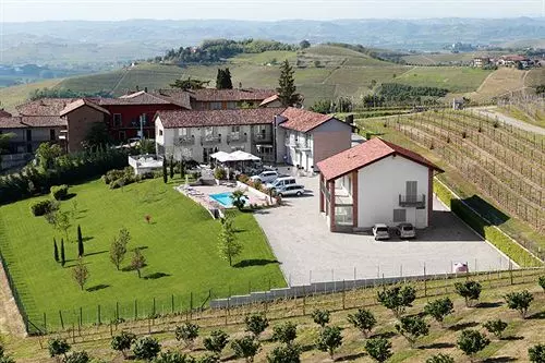 Bed and Breakfast Locanda Aria Di Langa