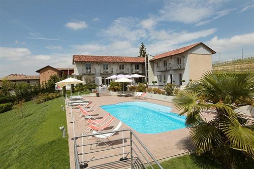 住宿加早餐  Locanda Aria Di Langa