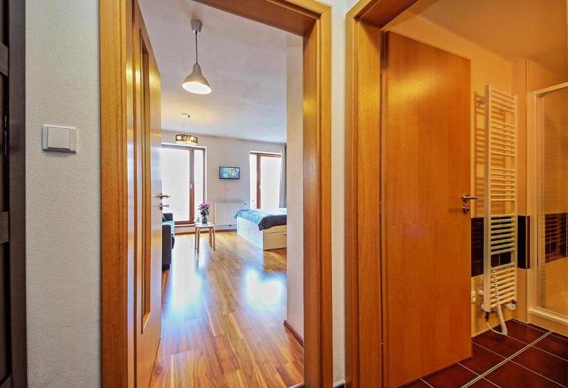 Hluboká Apartment