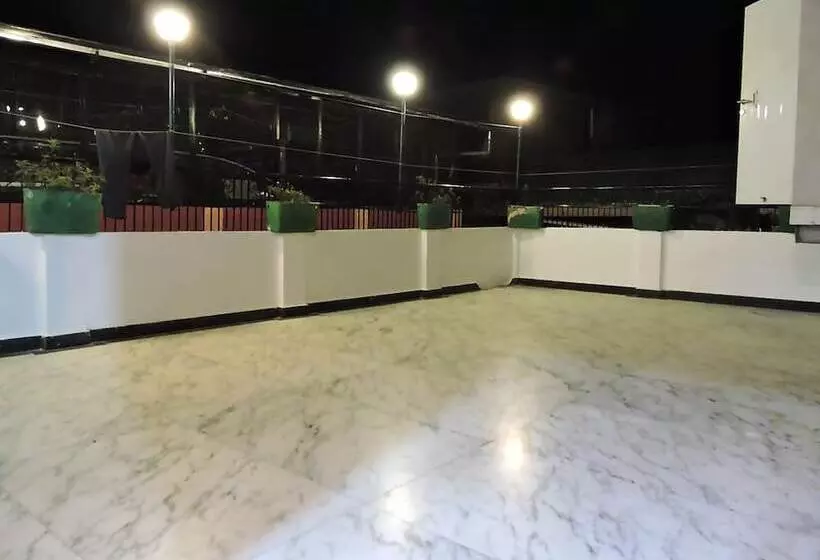 ホテル Chaman Palace