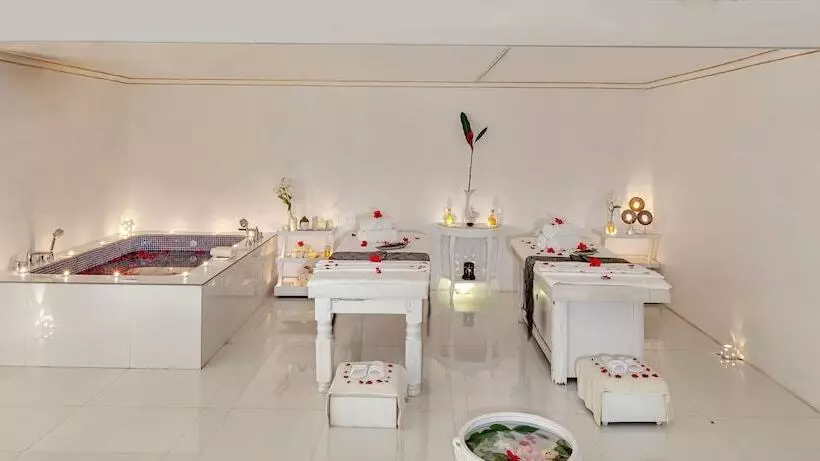 酒店 Club Mahindra Emerald Palms, Goa