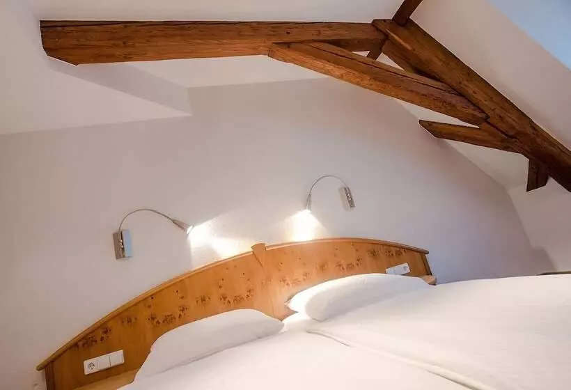 Отель Gasthof Zum Rossle