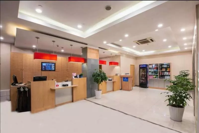 ホテル Ibis Hangzhou Huanglong Sports Center