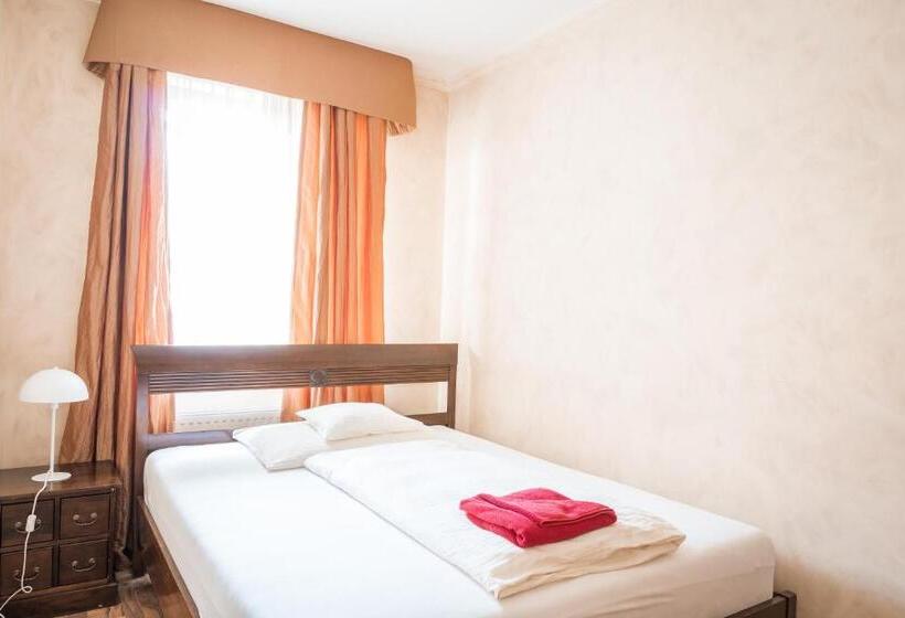 Hotell Kaiser Panzió