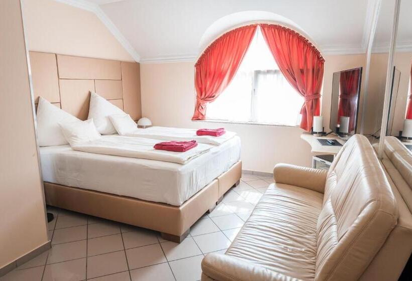 Hotell Kaiser Panzió