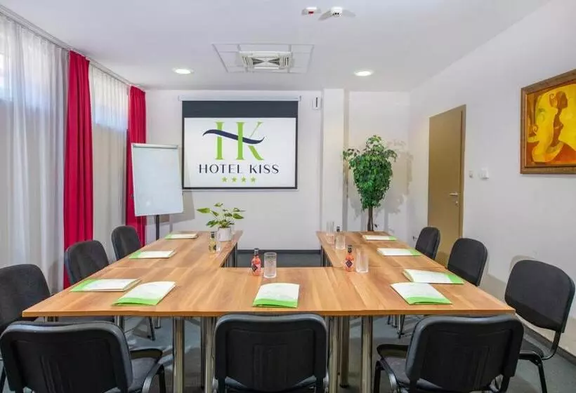هتل Kiss