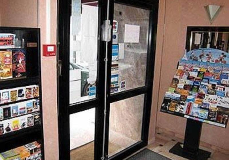 Hotel Luxor Bastille