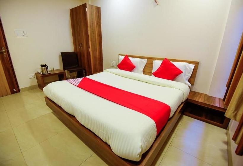 호텔 Capital O 13791 Mount Winds