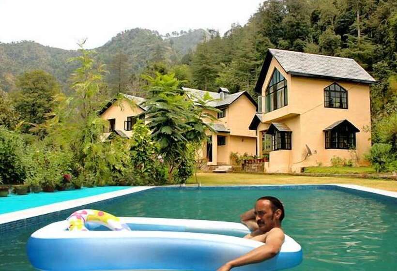 בית מלון כפרי Oakwood Hamlet