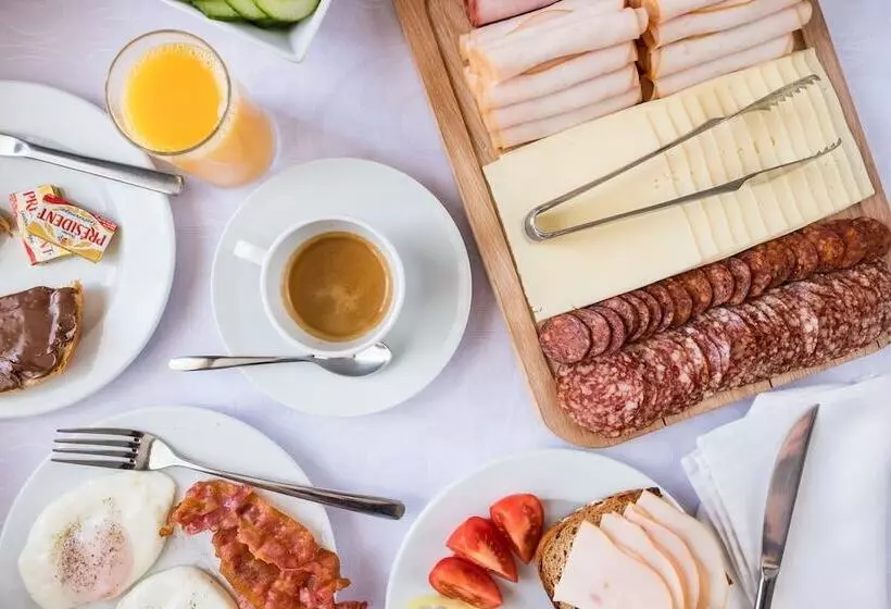 Hotel Semiramis Business