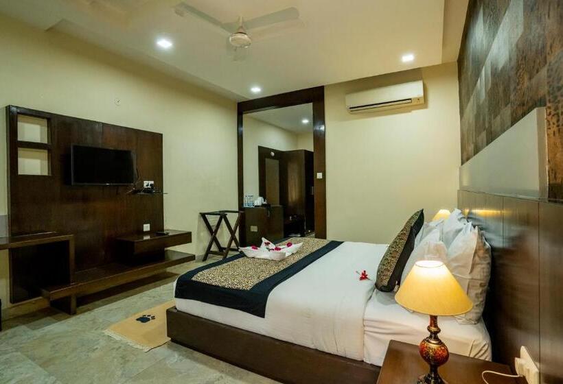 בית מלון כפרי Spree Jungle Vilas Resort Ranthambore