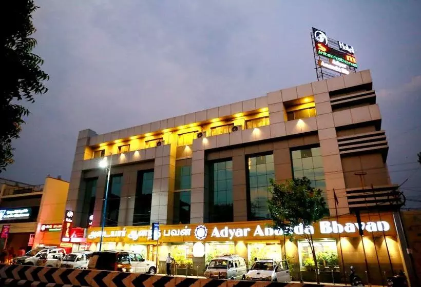 Hotel Sriram International