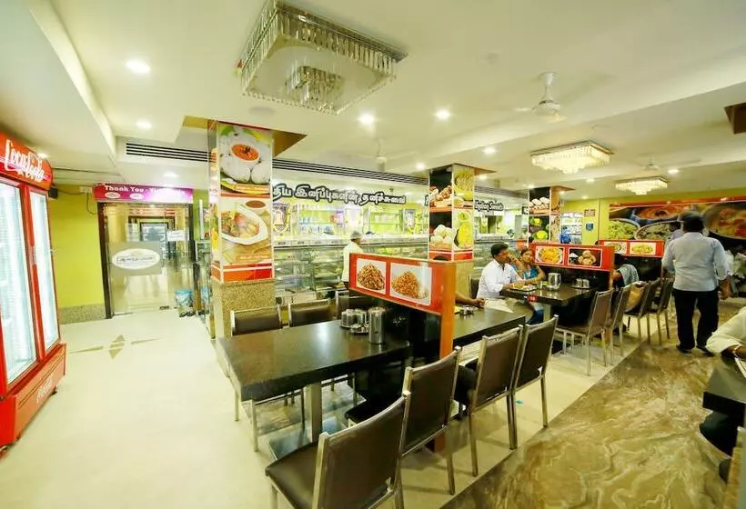 Hotel Sriram International