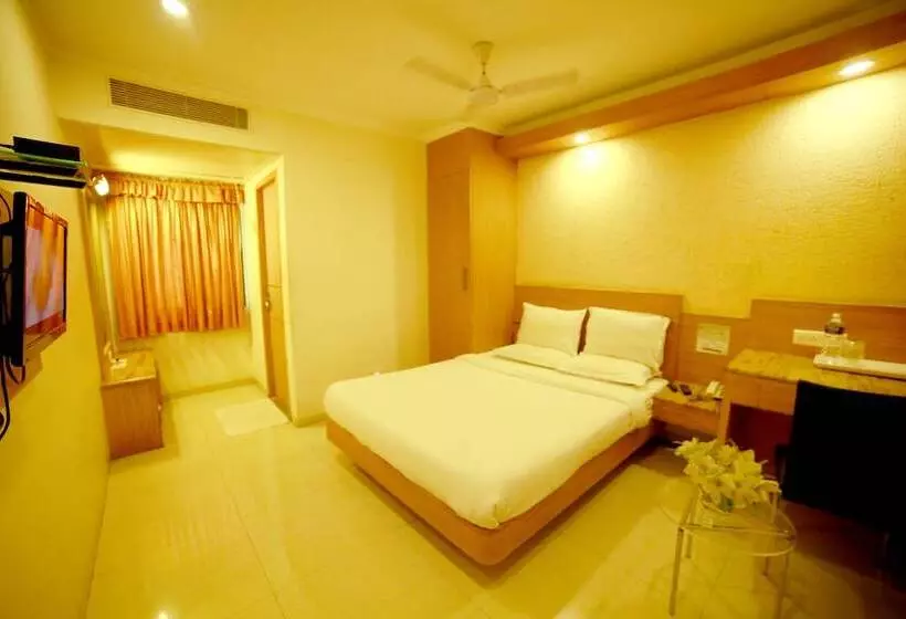 Hotel Sriram International